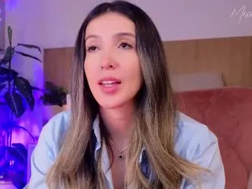 hornyshow_tv – webcam model profile photo Image 2