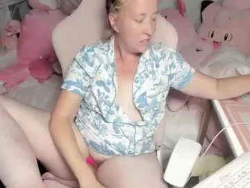 dears_pearlss – webcam model profile photo Image 10