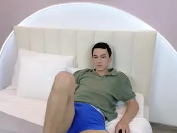 DomManlyGuy – webcam model profile photo Image 3