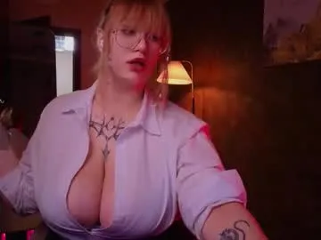 nina_ponse – webcam model profile photo Image 16