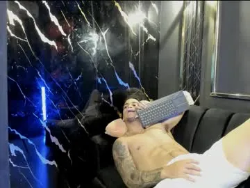 kai101010 – webcam model profile photo Image 19