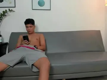 nagi_112 – webcam model profile photo Image 19