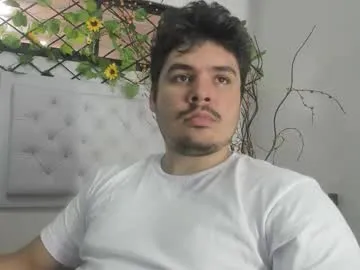 seraphine23 – webcam model profile photo Image 16