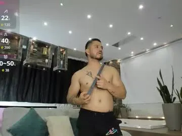 GmGit – webcam model profile photo Image 15