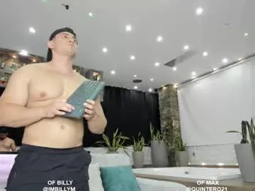 GmGit – webcam model profile photo Image 9