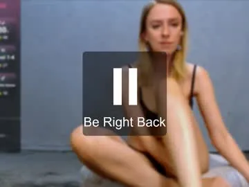 _Alicee_1 – webcam model profile photo Image 15