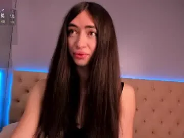 nickierainer Image 11