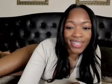 dears_pearlss – webcam model profile photo Image 6