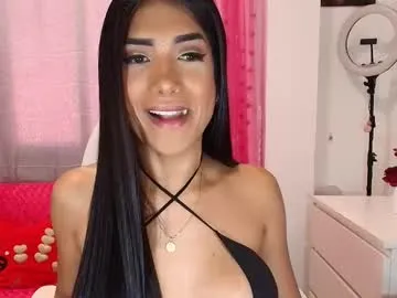 niickylovee Image 4