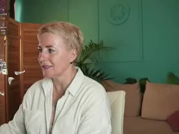 ourbedyourrules – webcam model profile photo Image 11