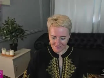 ourbedyourrules – webcam model profile photo Image 12