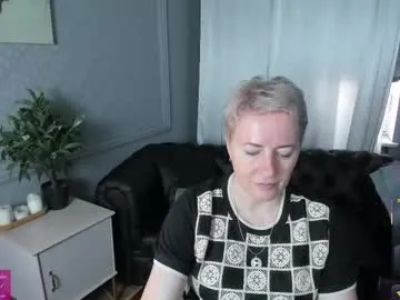 ourbedyourrules – webcam model profile photo Image 3