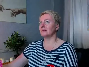 ourbedyourrules – webcam model profile photo Image 8