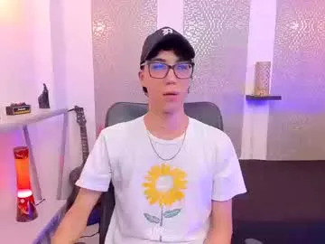 rosellegaeta – webcam model profile photo Image 18