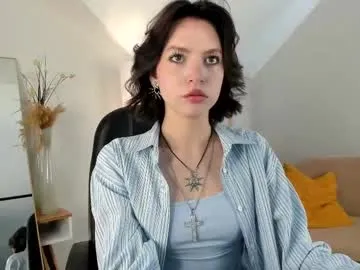 bisexualmilf – webcam model profile photo Image 8