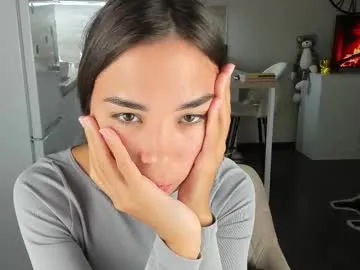 someone_sweet – webcam model profile photo Image 18