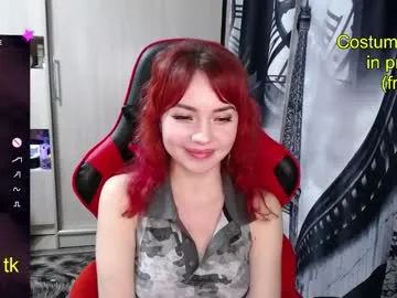 roouse – webcam model profile photo Image 18