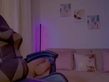ninamichelle_ Image 5
