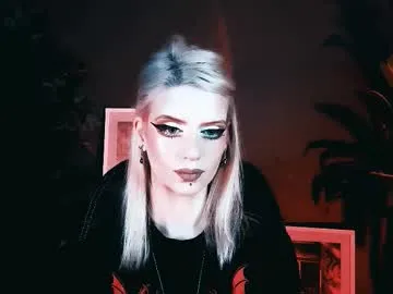 sandili – webcam model profile photo Image 10