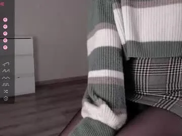 bisexualmilf – webcam model profile photo Image 17