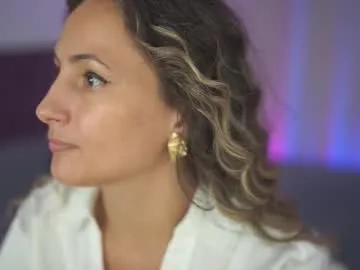 seloloko20 – webcam model profile photo Image 6