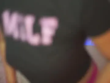 seloloko20 – webcam model profile photo Image 9