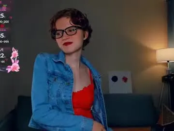 yuly_terner – webcam model profile photo Image 12