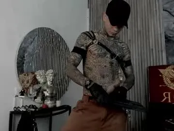 Earth_001 – webcam model profile photo Image 6