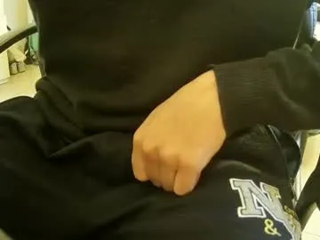 GmGit – webcam model profile photo Image 2