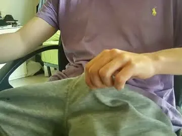 GmGit – webcam model profile photo Image 8