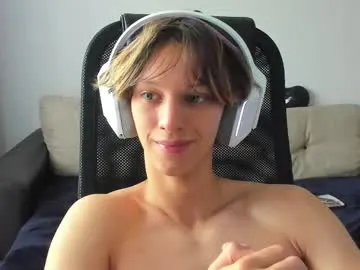 CarmeloA – webcam model profile photo Image 17