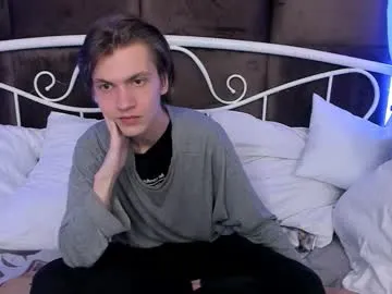 slaveandslave – webcam model profile photo Image 2