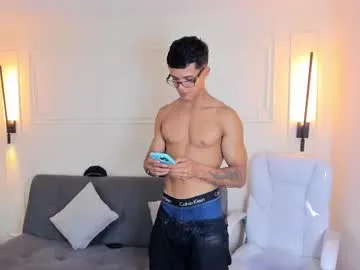 slaveandslave – webcam model profile photo Image 16