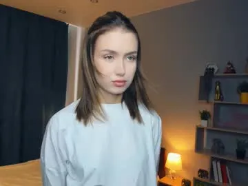 someone_sweet – webcam model profile photo Image 3