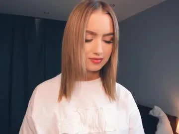 someone_sweet – webcam model profile photo Image 5