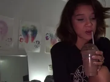 skinny_candy18 – webcam model profile photo Image 5