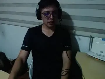 JulieWilde – webcam model profile photo Image 8