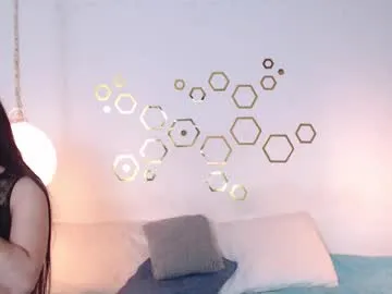 zoe__page – webcam model profile photo Image 16