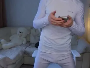 sweetmilkylally – webcam model profile photo Image 16