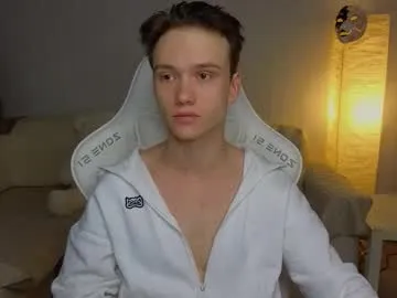 sweetmilkylally – webcam model profile photo Image 18