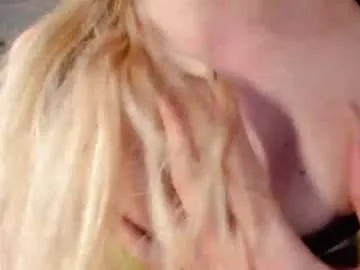 secret_roomx – webcam model profile photo Image 16