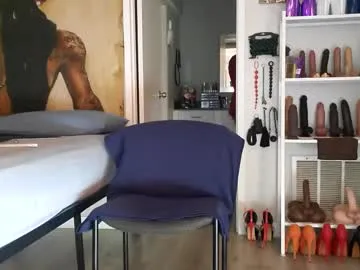 evangelinecors – webcam model profile photo Image 13