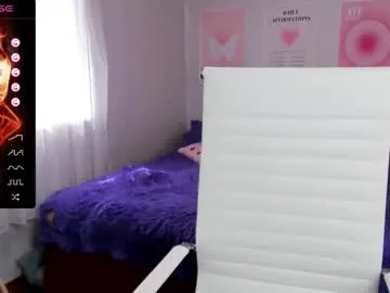 succubelle – webcam model profile photo Image 6