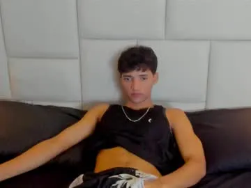 loving_ladies – webcam model profile photo Image 10