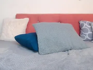 loving_ladies – webcam model profile photo Image 12