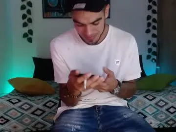 hornyshow_tv – webcam model profile photo Image 4