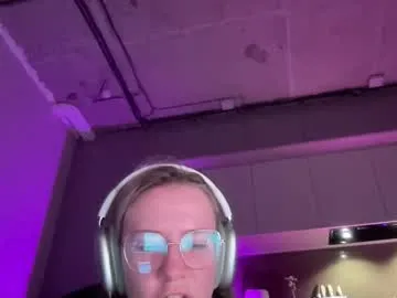 DomManlyGuy – webcam model profile photo Image 11