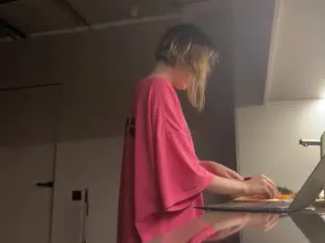 DomManlyGuy – webcam model profile photo Image 15