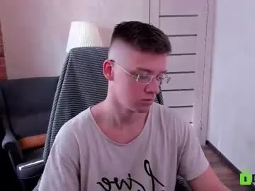 kai101010 – webcam model profile photo Image 11