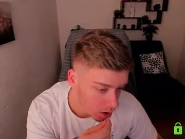 kai101010 – webcam model profile photo Image 3